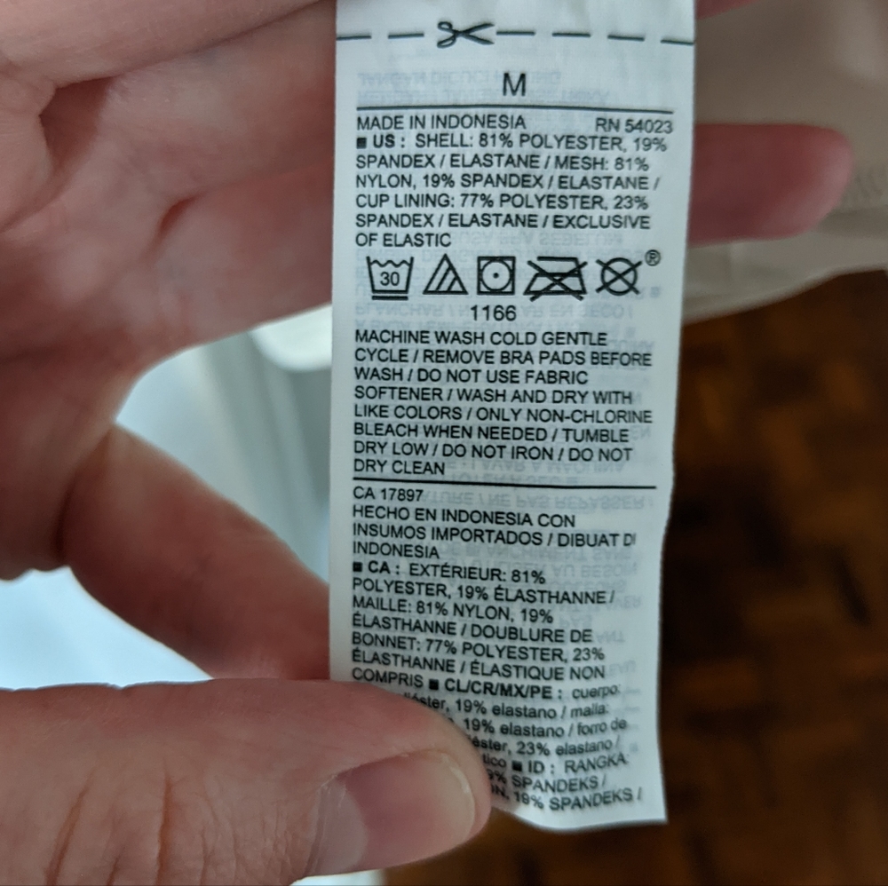 Old Navy Workout Tank - Picture 10 of 10